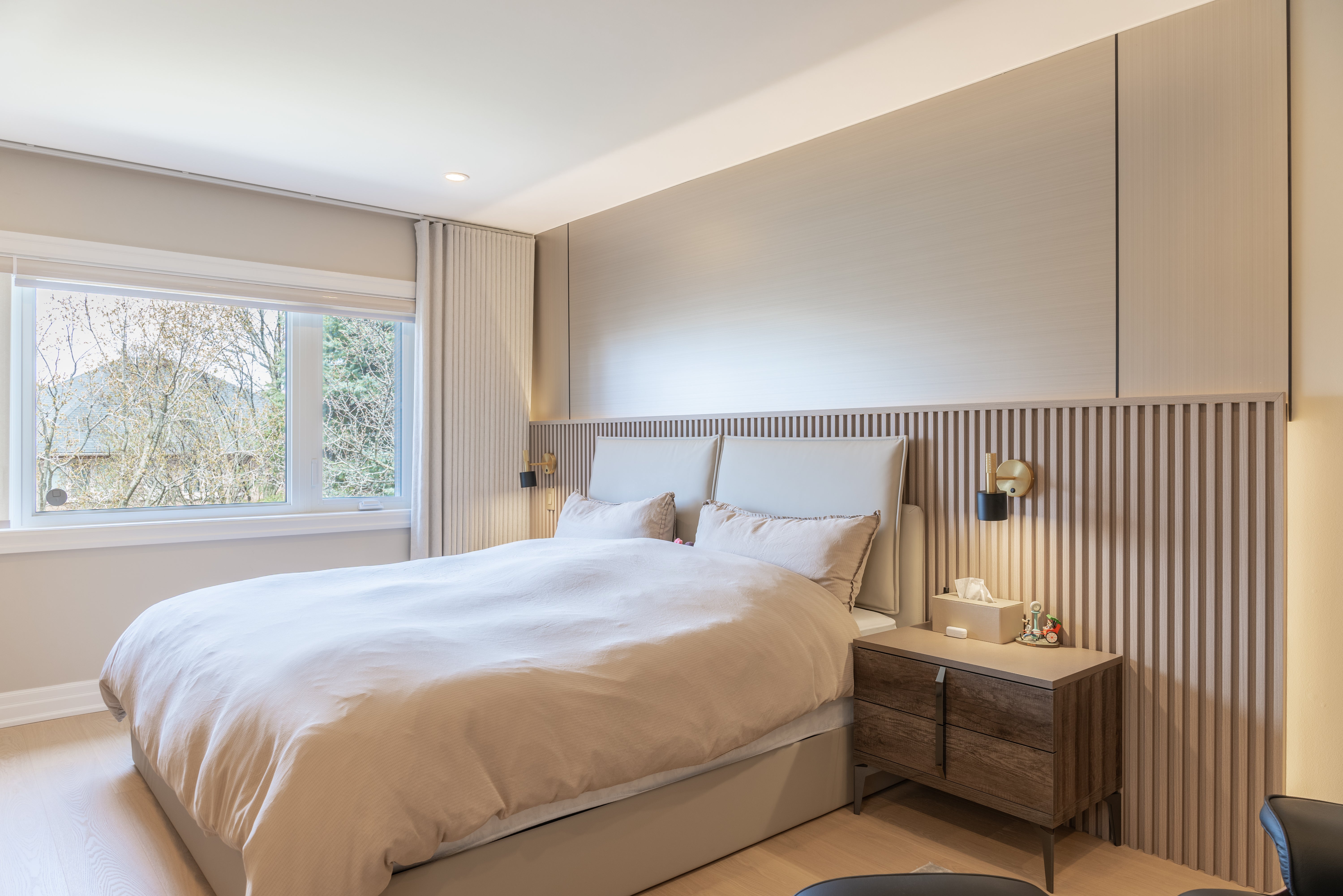 Bedroom wall in Markham